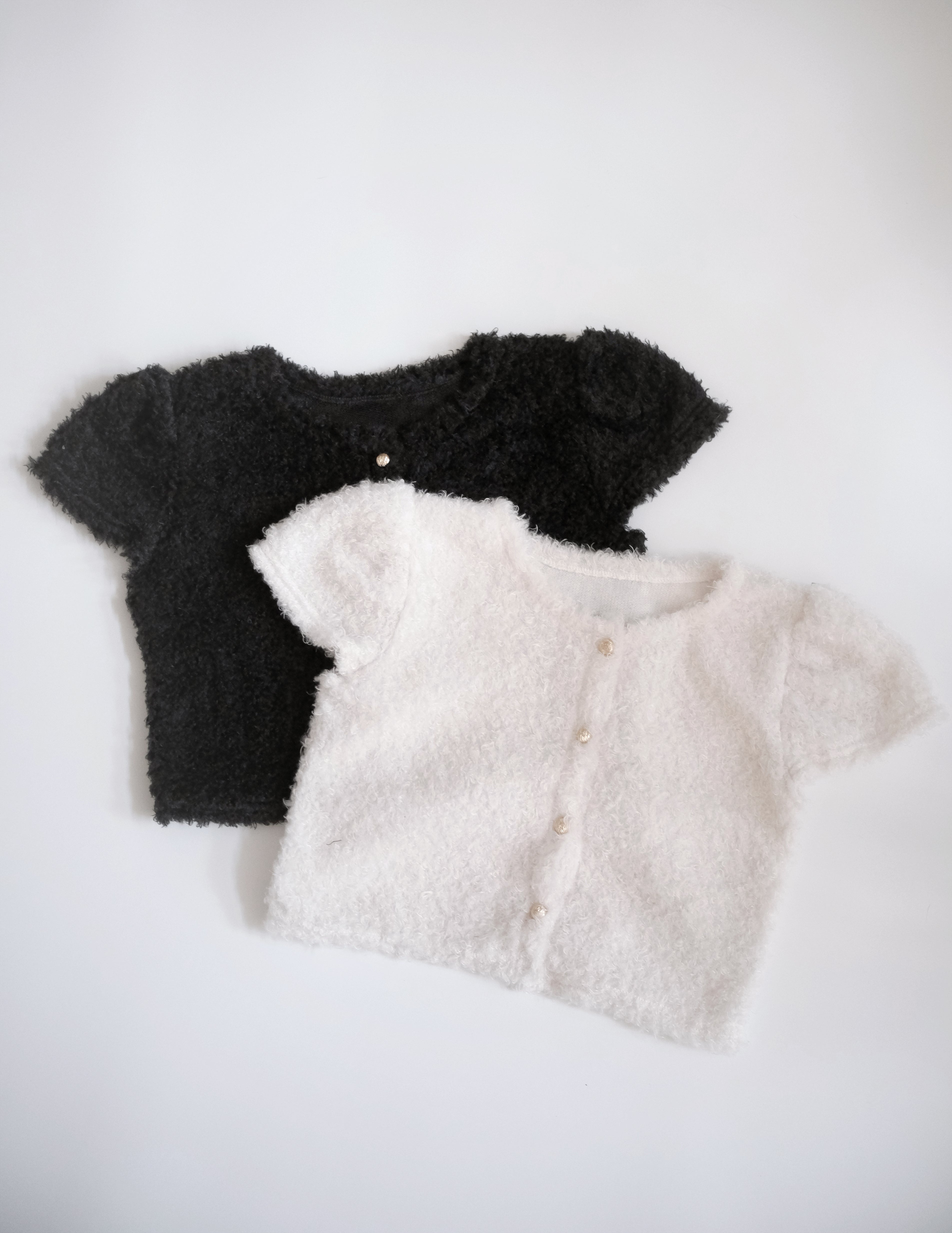 KR 小熊感毛毛泡泡袖上衣 (T251106)