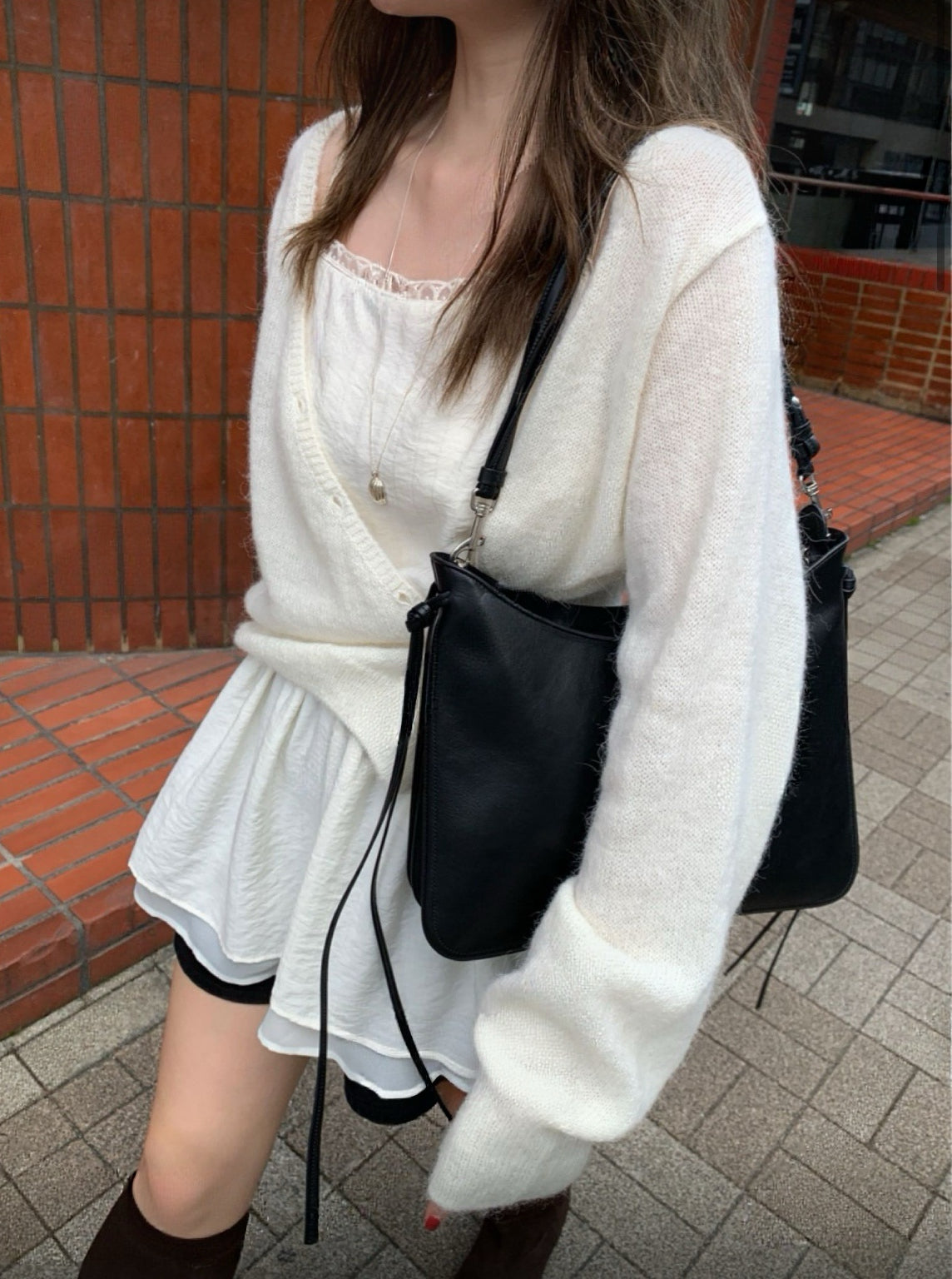 KR 羊駝毛交叉領扭鈕毛衣/外套