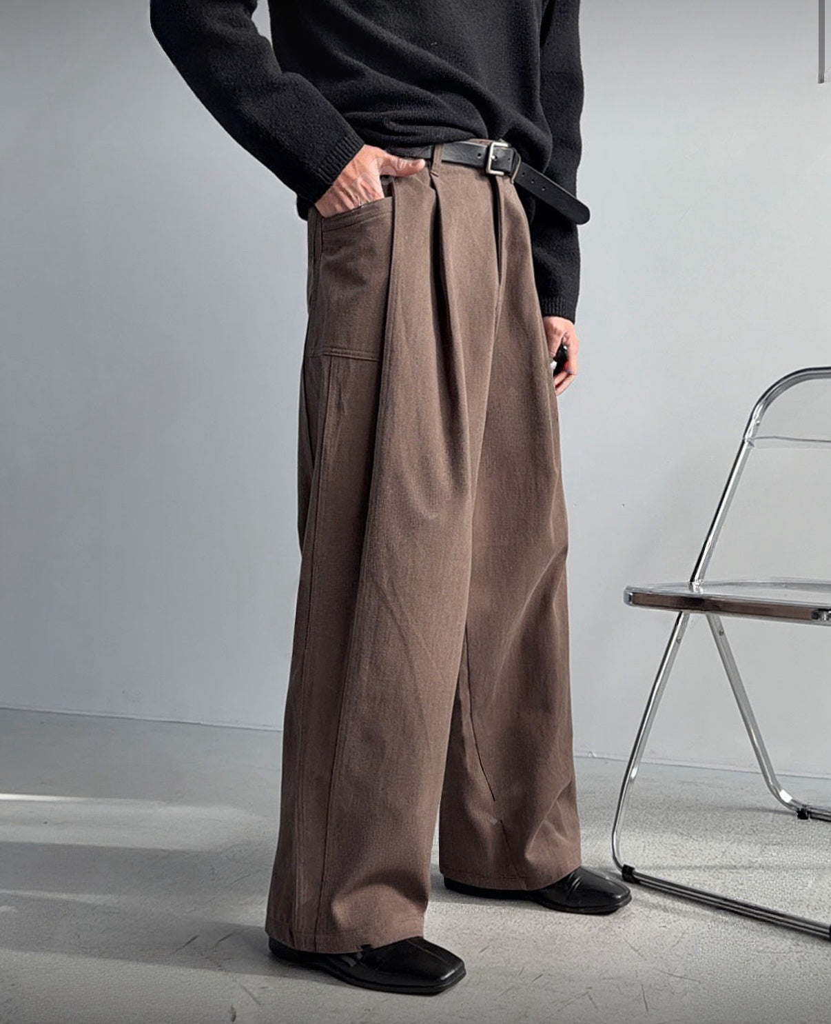 KR 男裝小彎刀微直筒牛仔褲￼