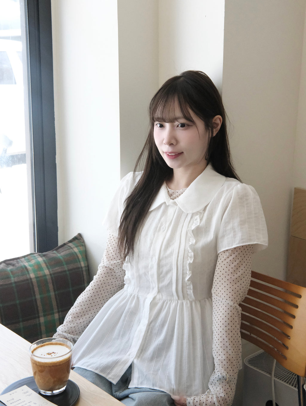 KR 26ss夏日透感娃娃䄂上衣