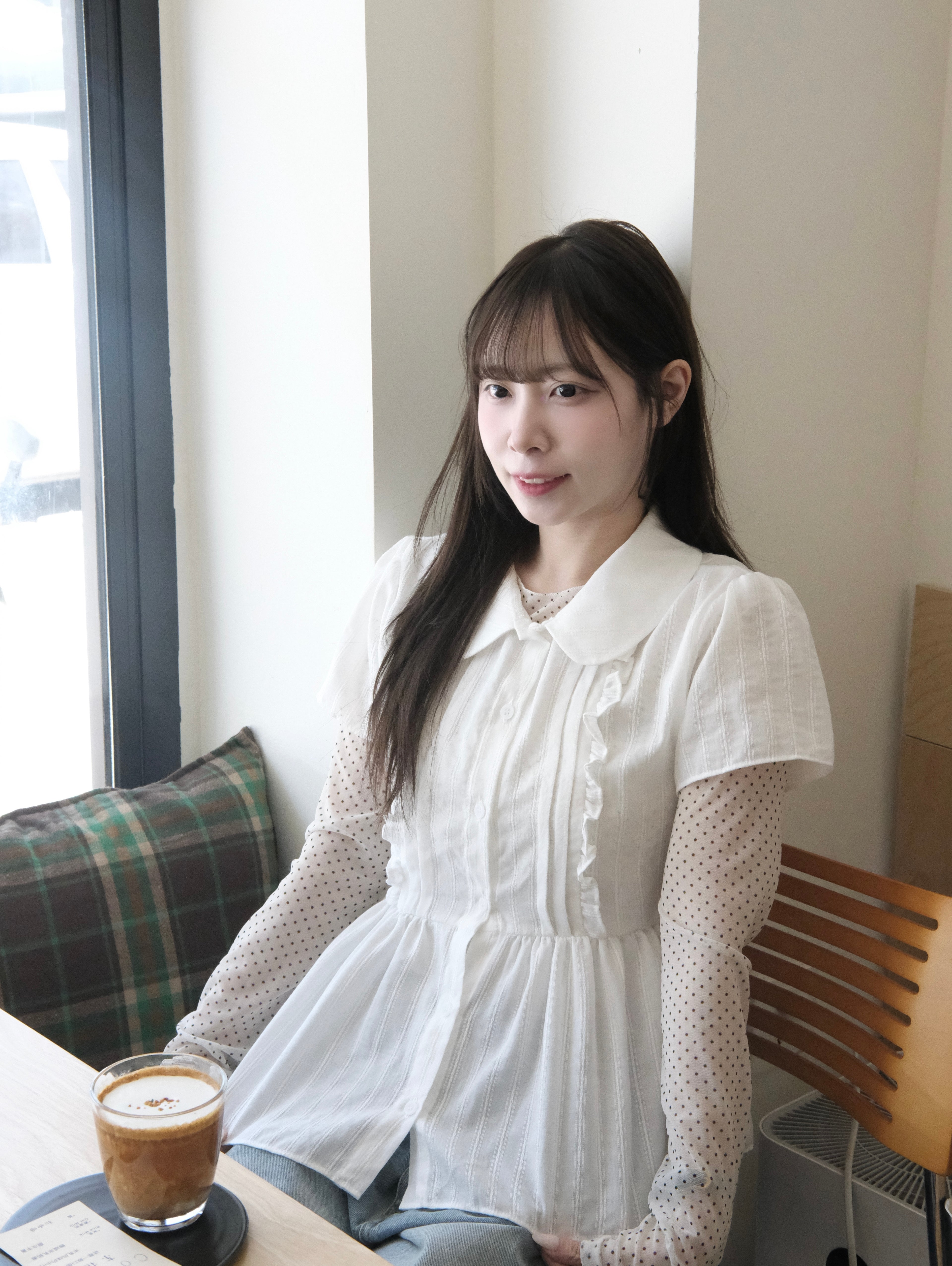 KR 26ss夏日透感娃娃䄂上衣
