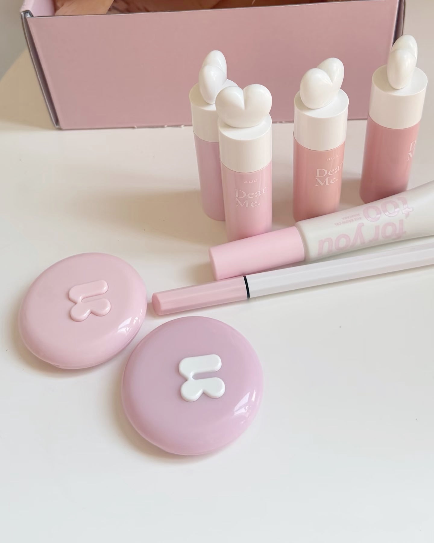 🇹🇭Thailand 4U2 milky collection 奶油化妝品
