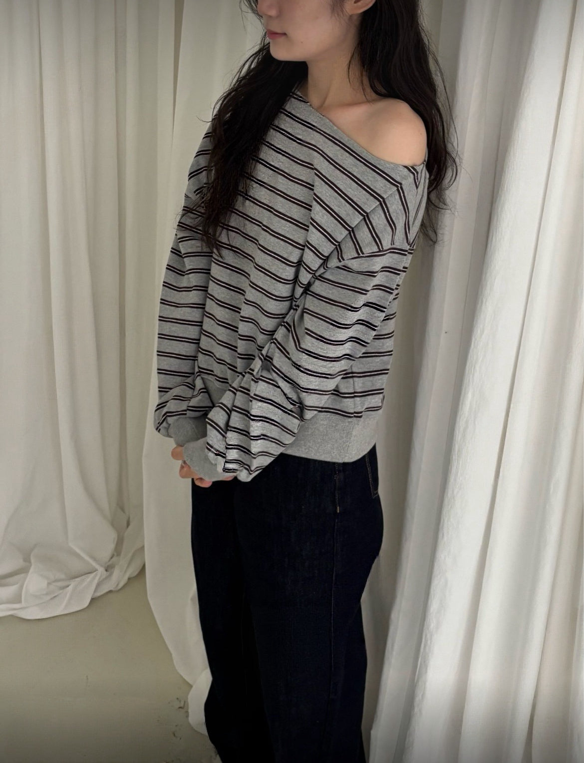 KR 薄款間條斜肩衛衣