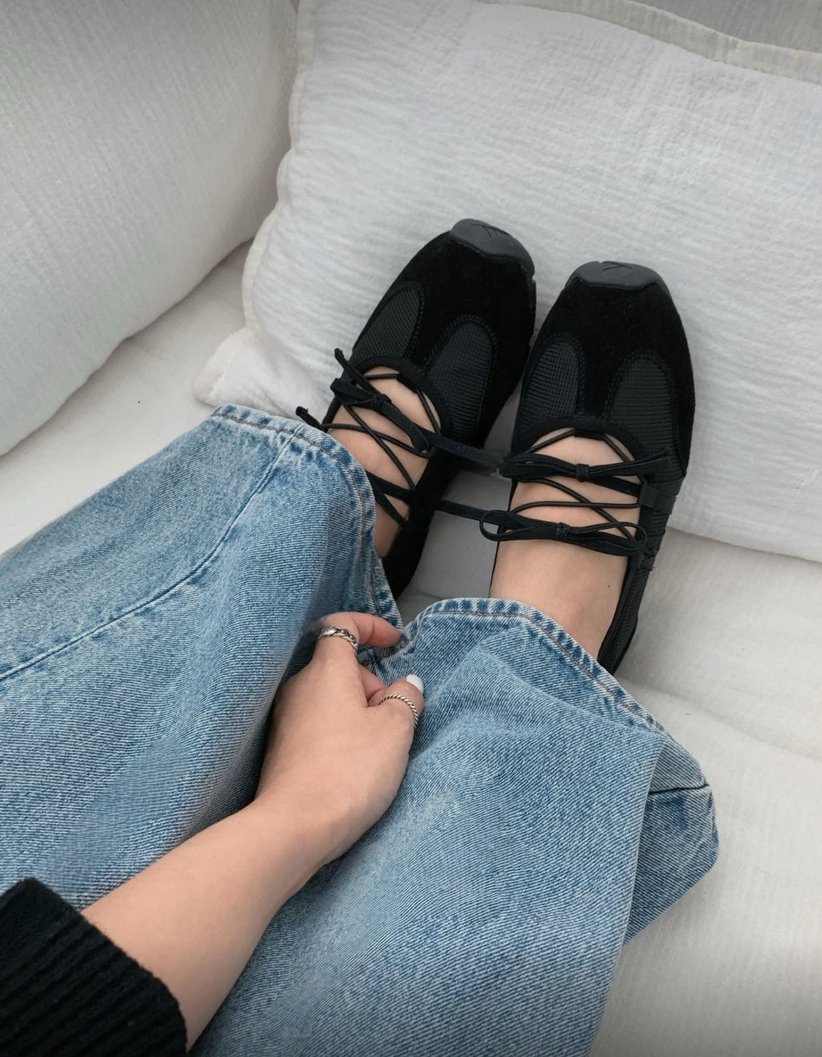 KR 芭蕾風小尖頭綁帶平底鞋