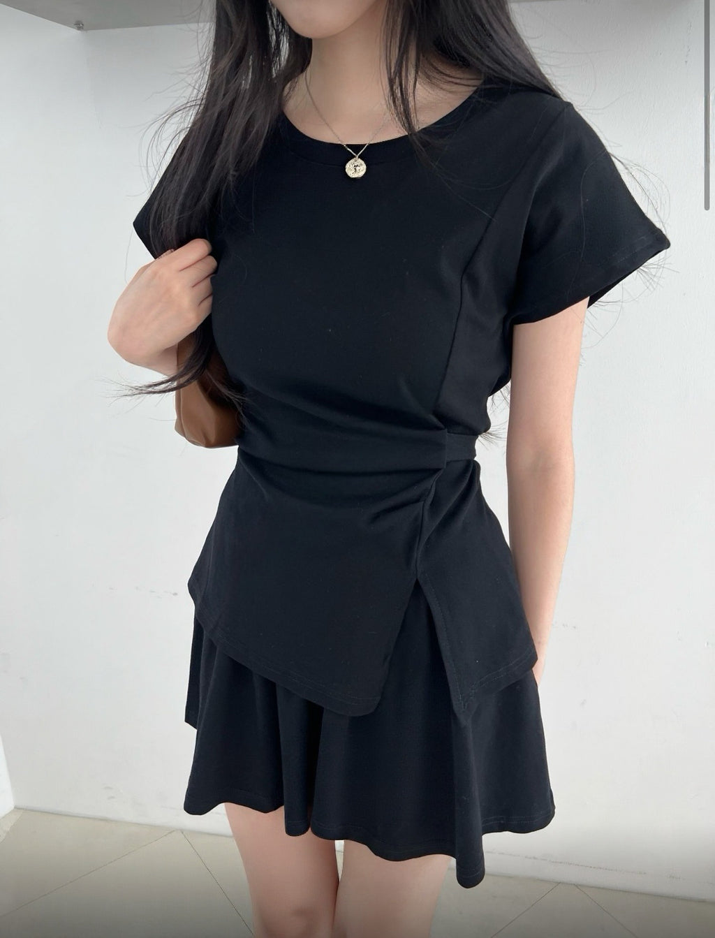 KR 純色百撘細節位修腰套裝 上衣+裙褲￼