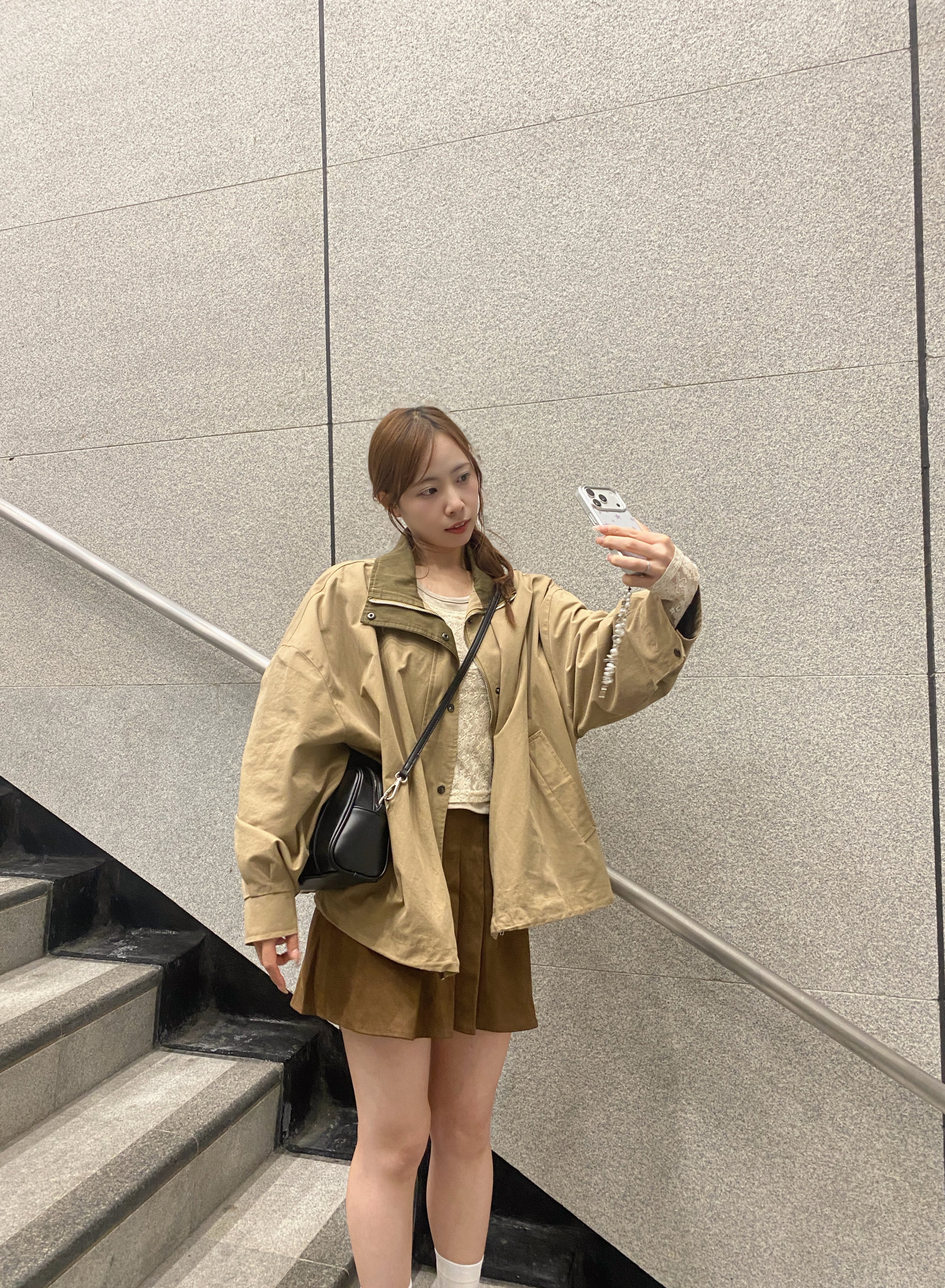 KR 秋季新款假兩件掛頸lace長袖上衣