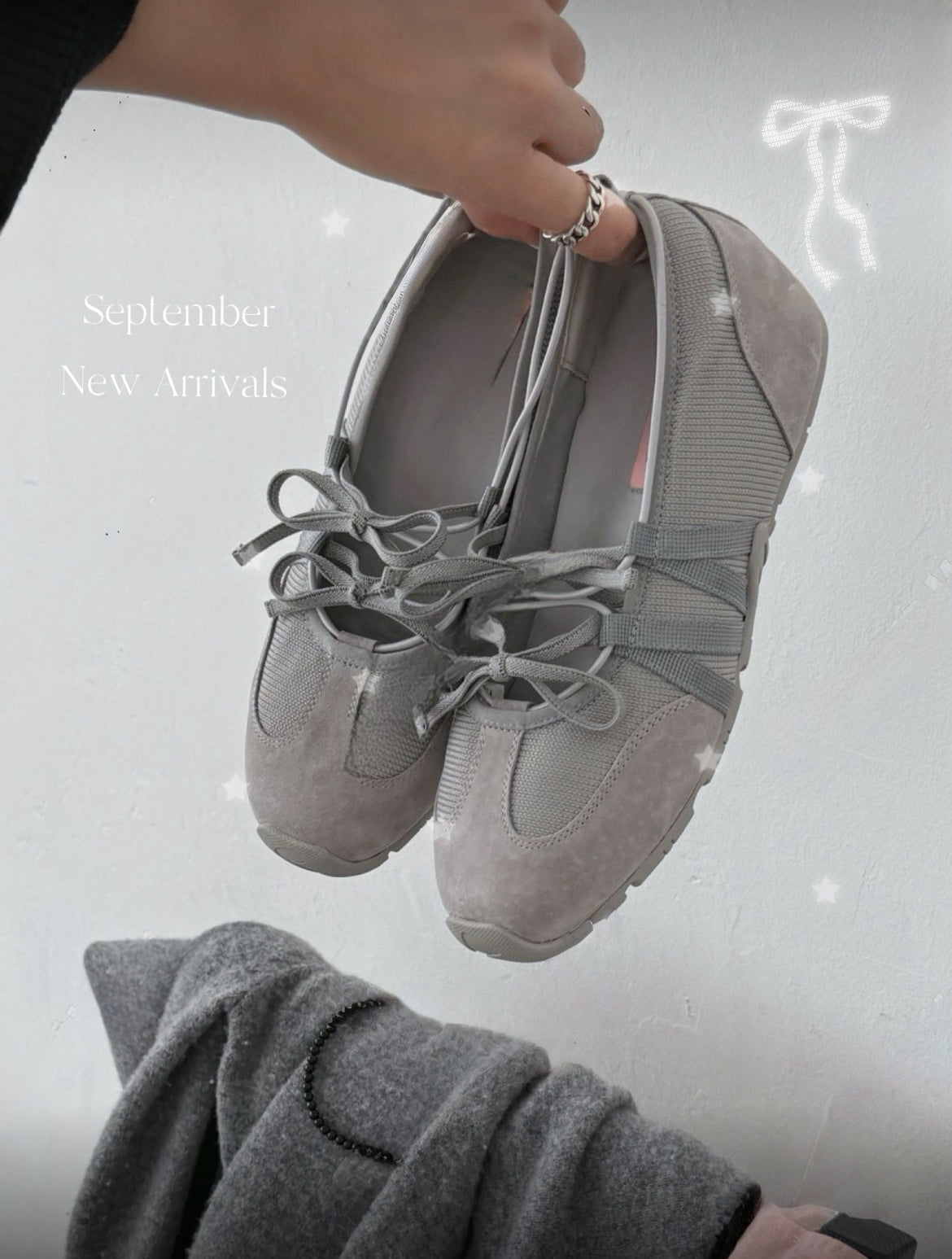 KR 芭蕾風小尖頭綁帶平底鞋