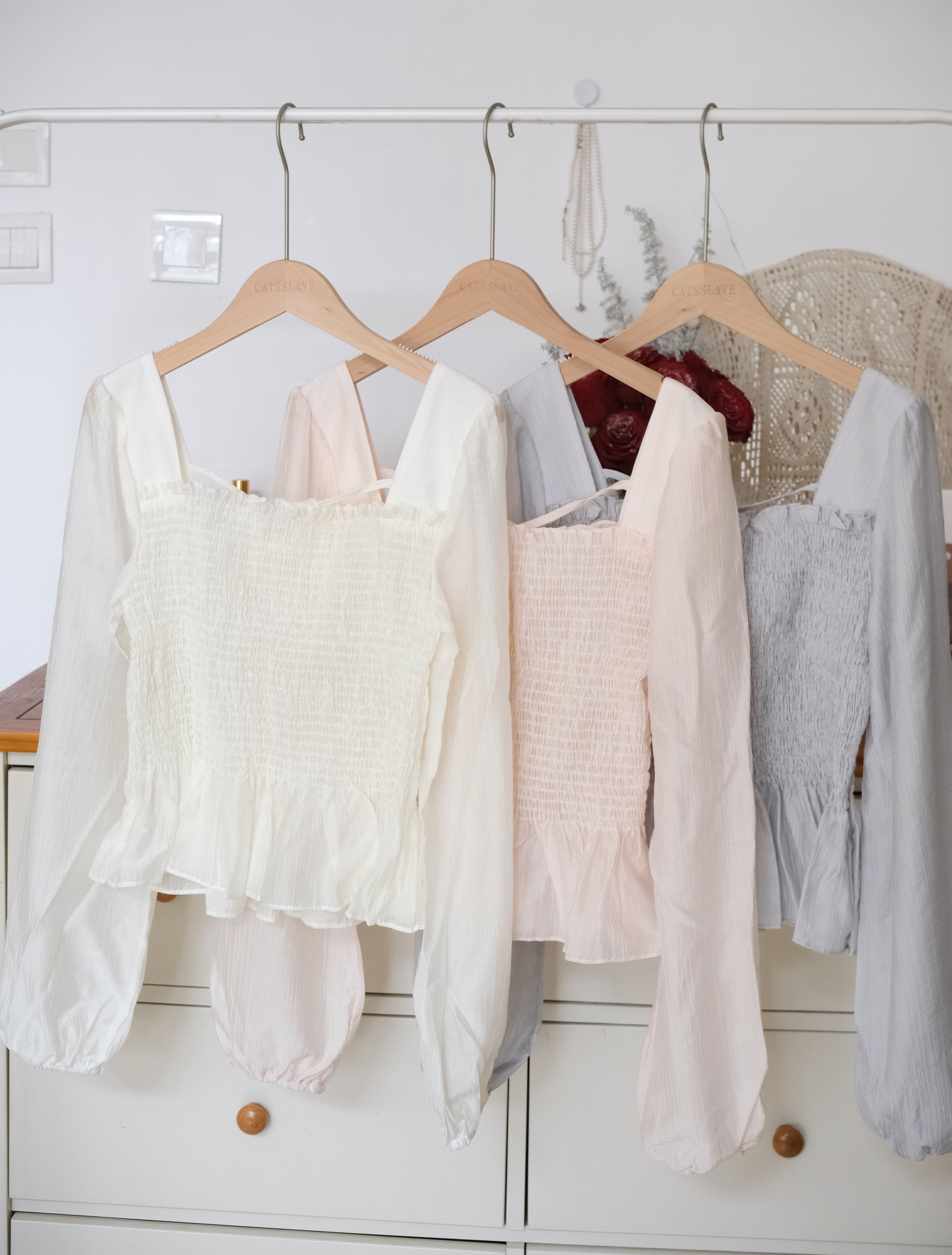 KR 春季26ss 三色溫柔感雪紗方領上衣
