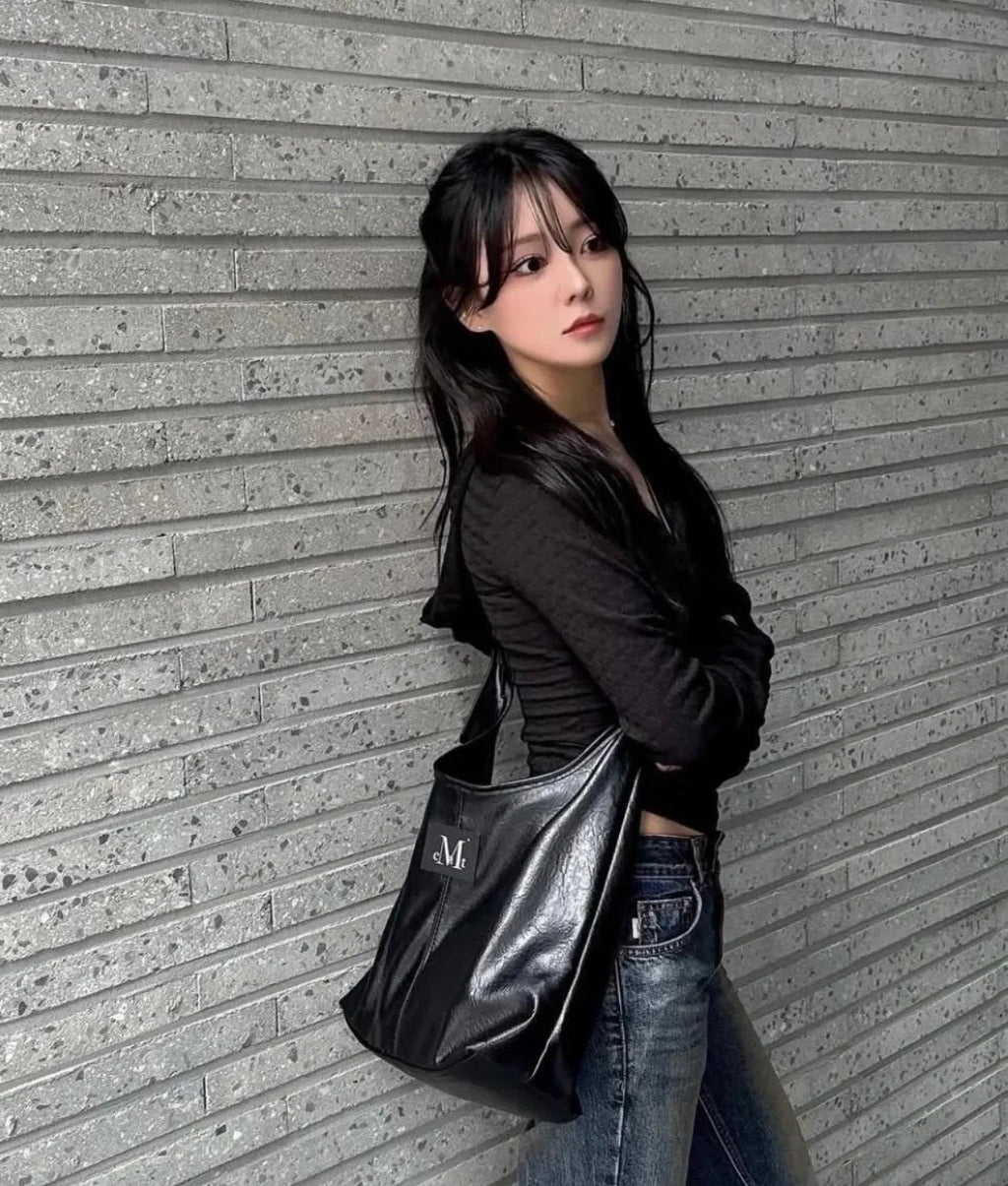 KR MUCENT LEATHER SHOULDER BAG
