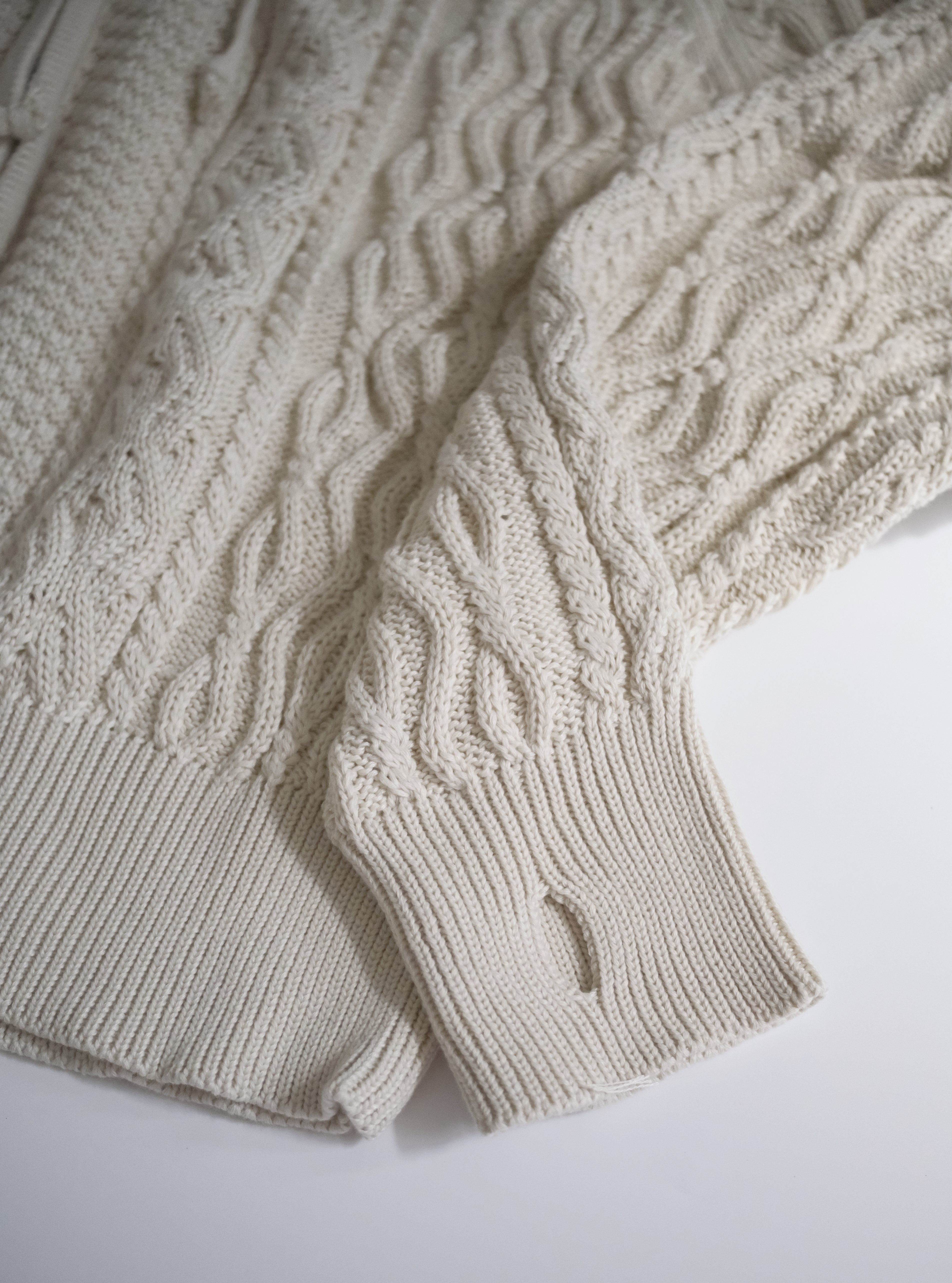 KR 男女同款(情侶裝)麻花紋針織外套