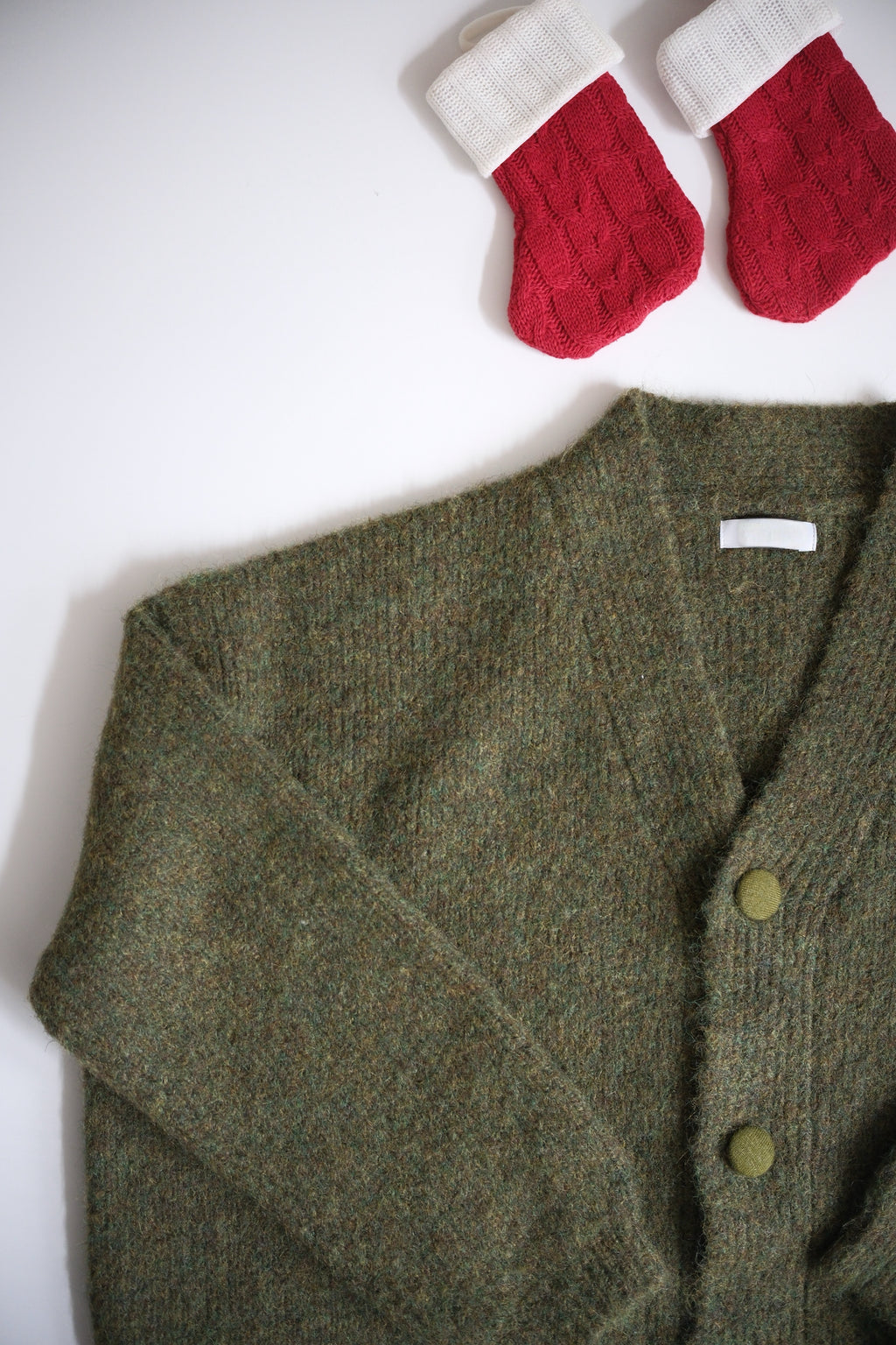 KR 男女同款羊毛刷毛感排鈕針織