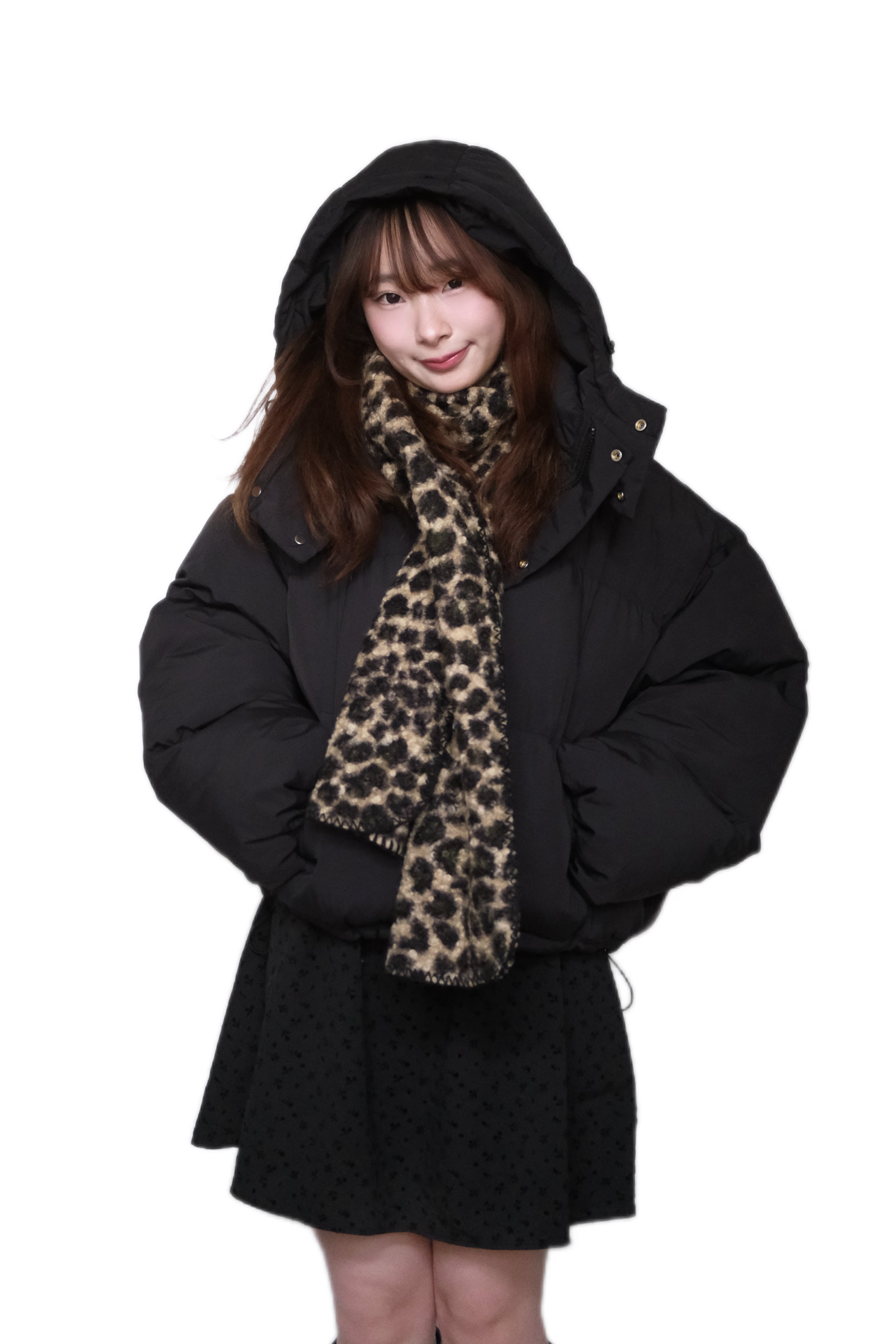 KR 羊毛捲豹紋頸巾