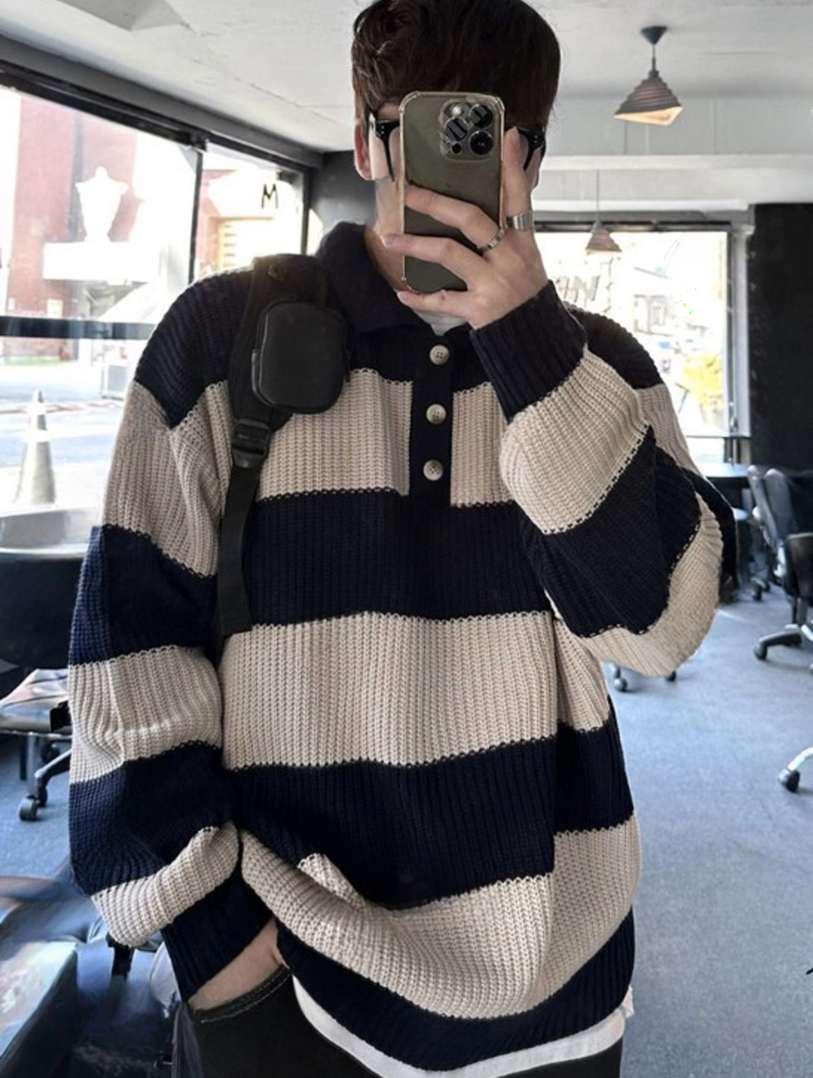 KR 粗冷針織間條鈕扣男女同款上衣