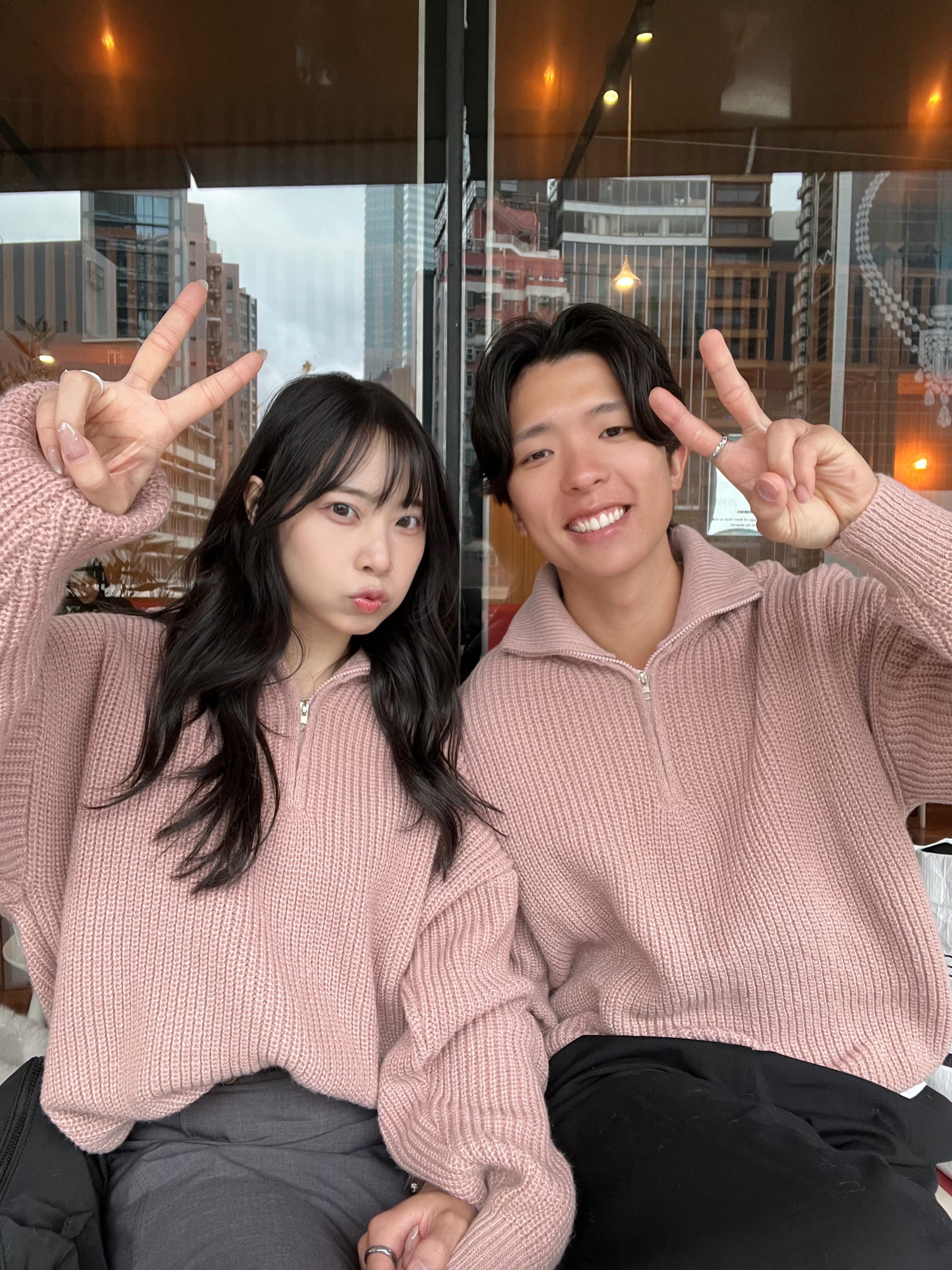 KR 情人節首選針織反領冷衫 五色