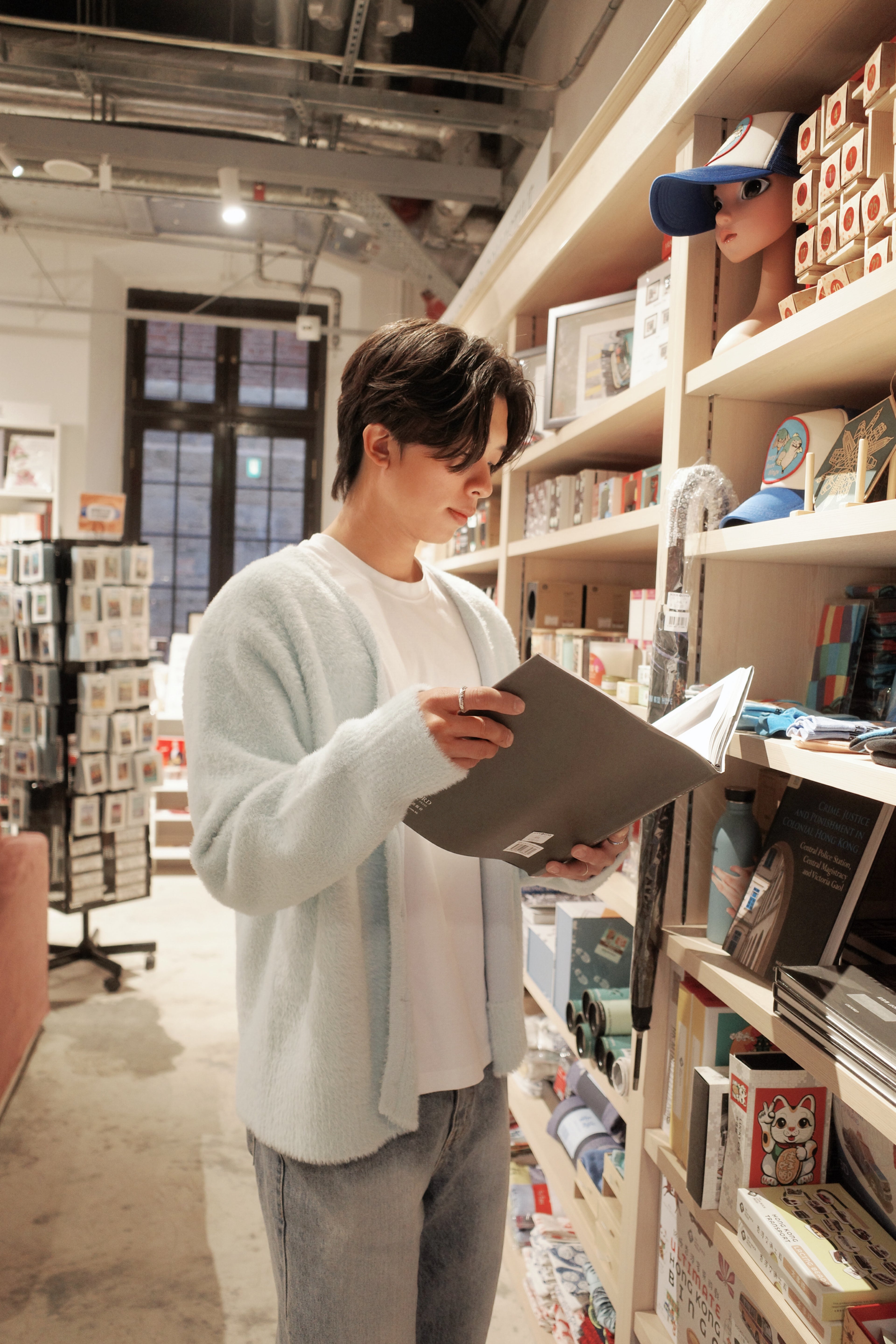 KR 春季感淺藍色馬海長毛毛情侶外套