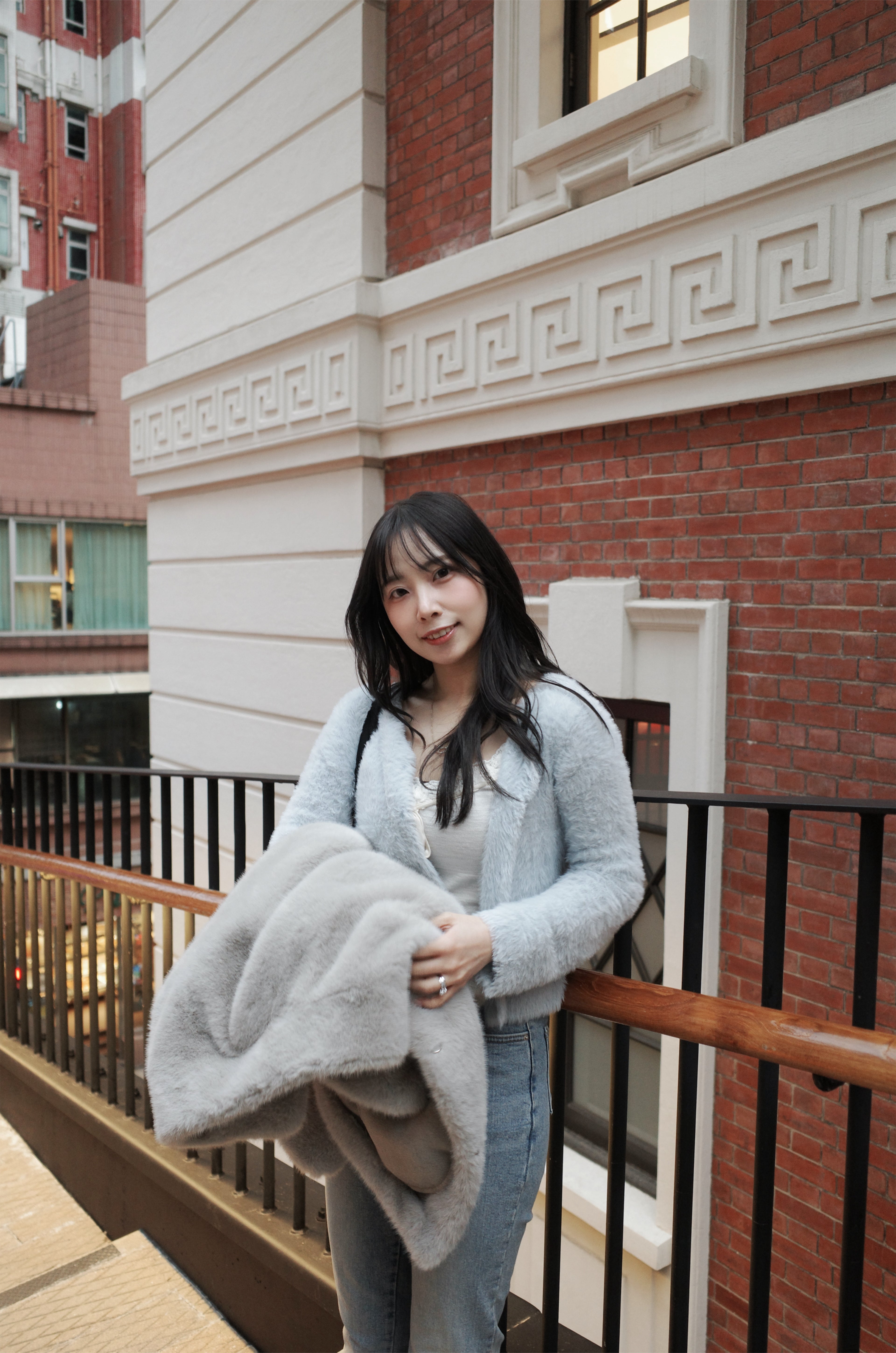 KR 春季感淺藍色馬海長毛毛情侶外套