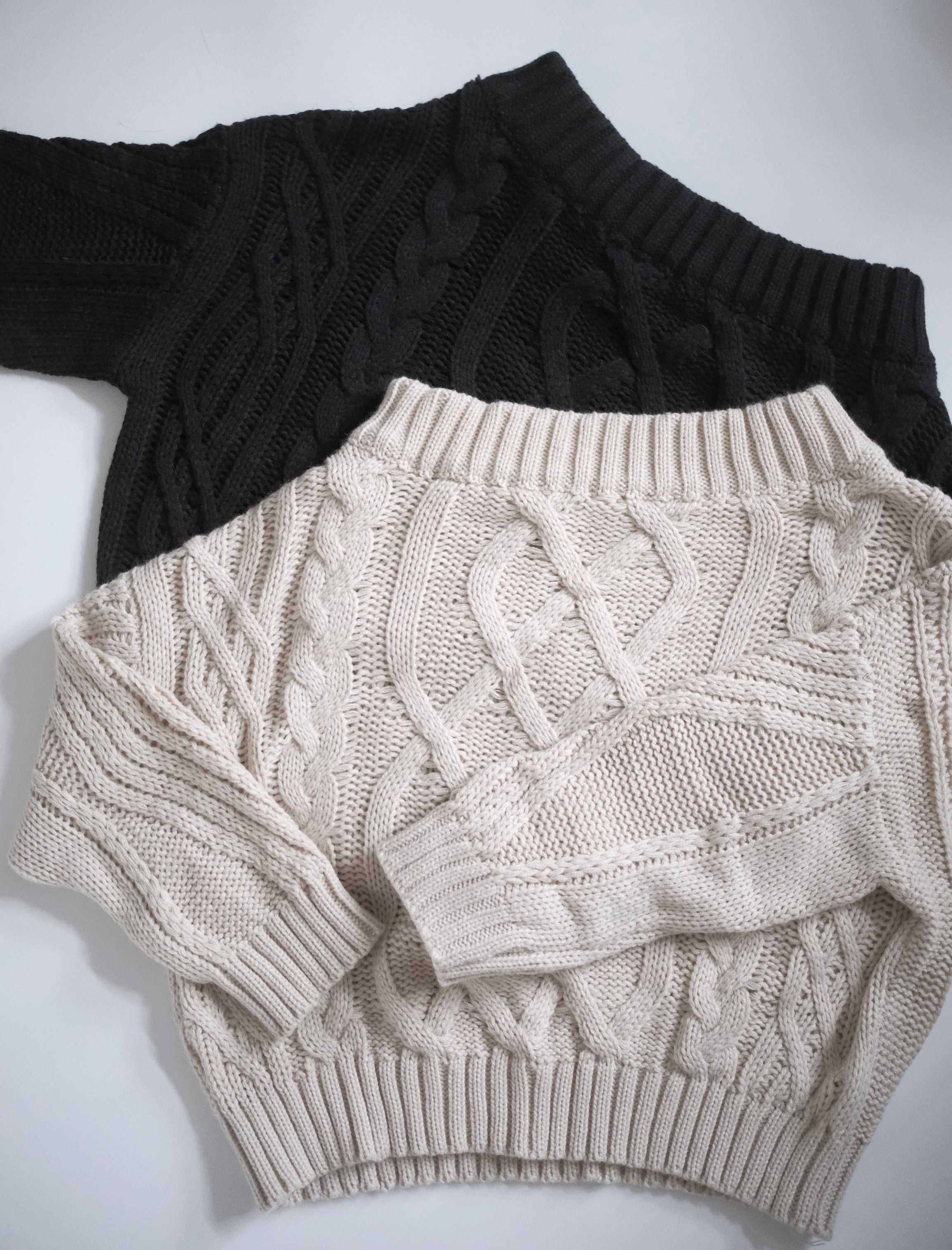 KR 麻花紋一字肩針織上衣/OP